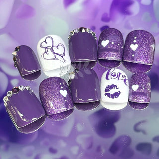 Loves and Kisses Press on Gel Nails ($CAD)