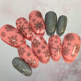 Rosey Snowflakes Press on Gel Nails ($CAD)