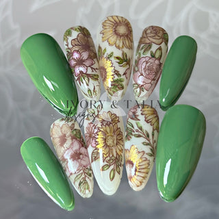 Neutral Water Color Floral Press on Gel Nails ($CAD)